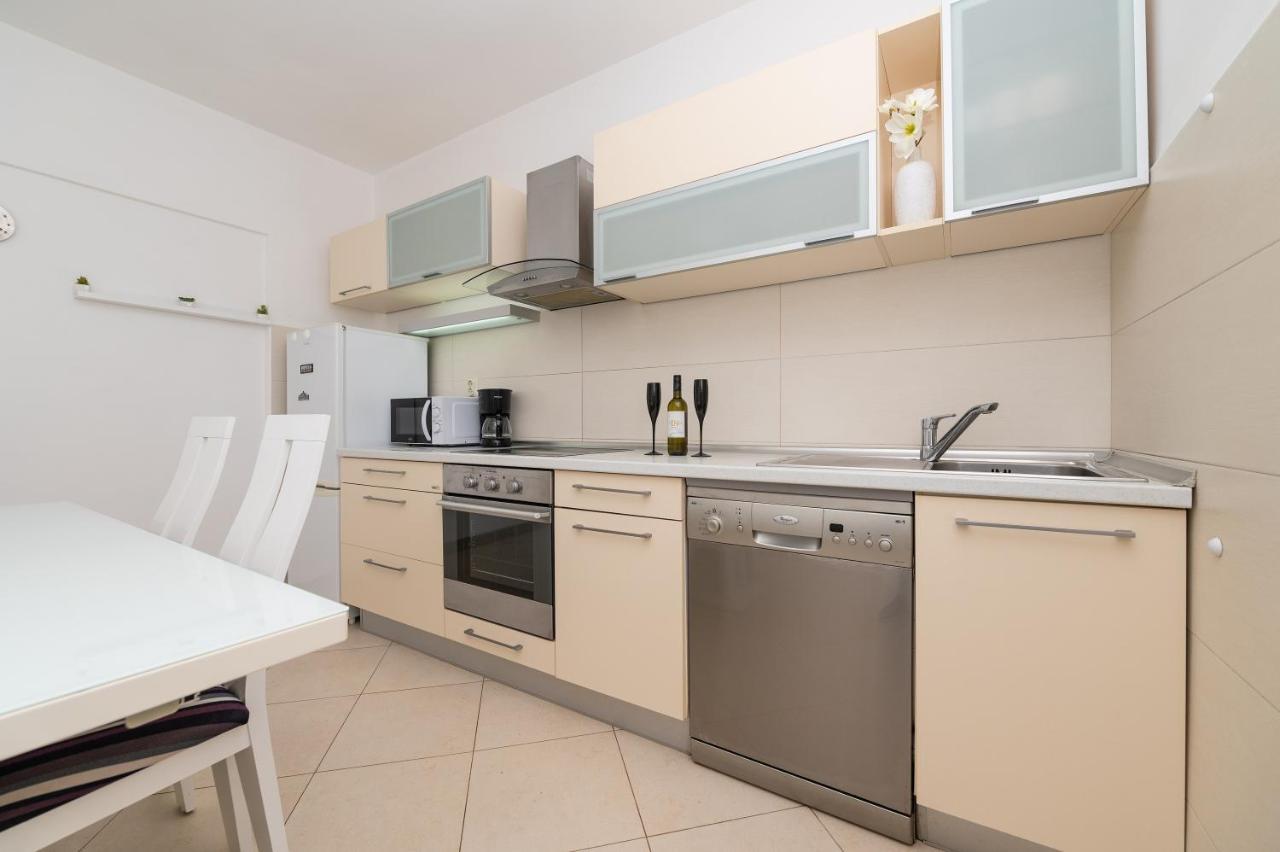 Apartments Talija Драшнице Экстерьер фото
